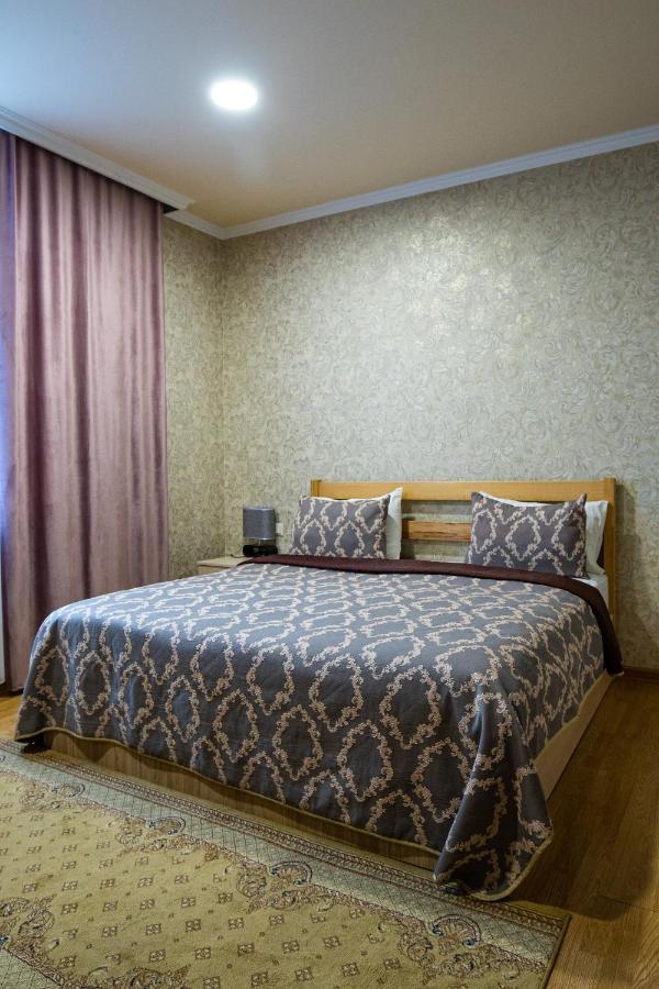 Inga Hotel เยเรวาน ภายนอก รูปภาพ