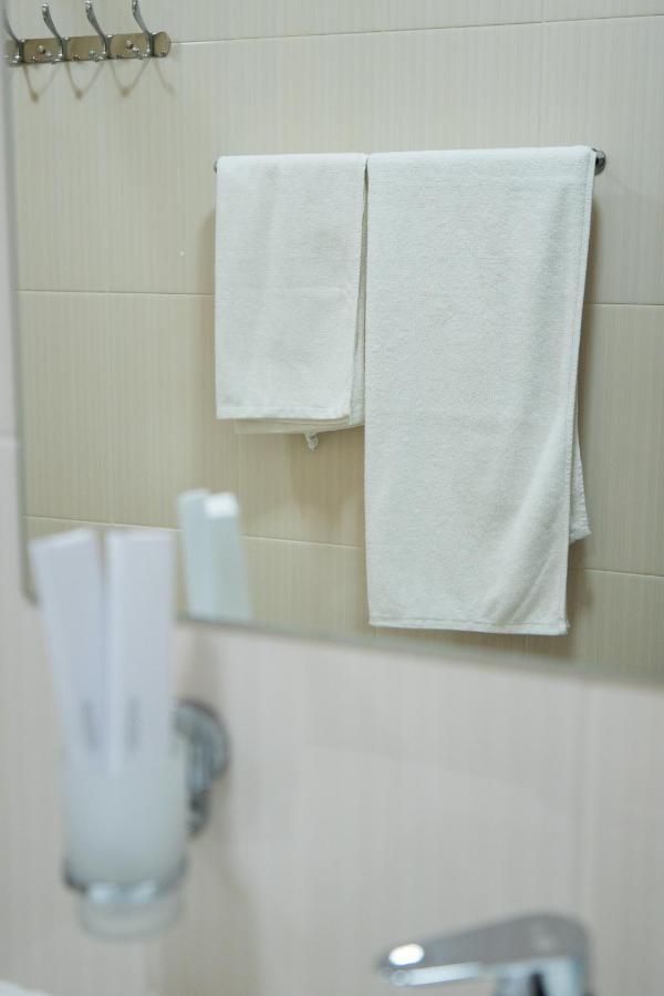 Inga Hotel เยเรวาน ภายนอก รูปภาพ