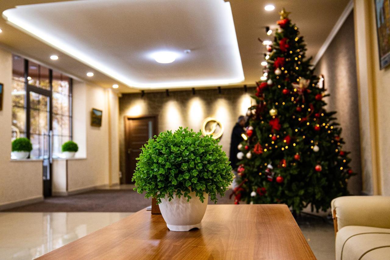 Inga Hotel เยเรวาน ภายนอก รูปภาพ