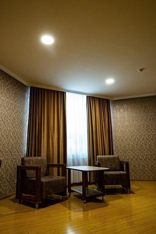 Inga Hotel เยเรวาน ภายนอก รูปภาพ
